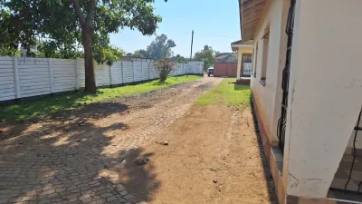 Four-Bedroom House with Solar, Borehole and Double Garage in Knowe, Norton