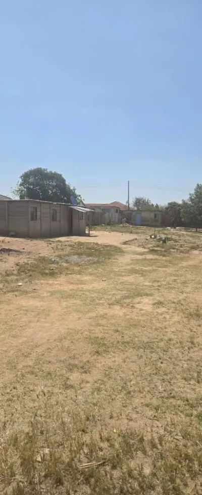 2,100 sqm Residential Stand with Full Title Deeds in Whitecliff