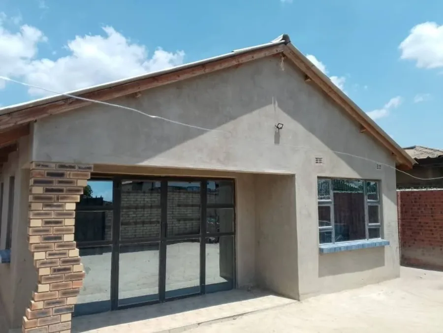Seven-Roomed House for Sale in Seke Unit P, Chitungwiza