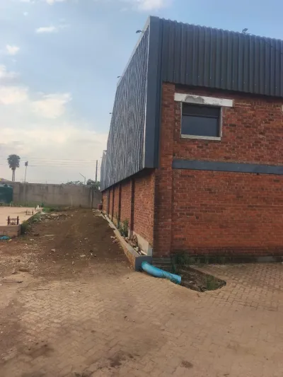 300 sqm Industrial Warehouse on 1,000 sqm Stand in Tynwald South