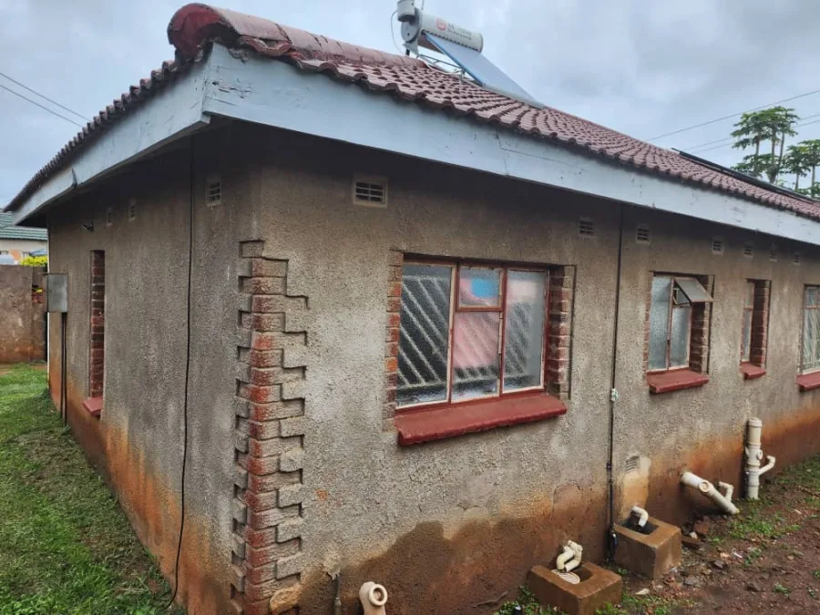 3 Bedroom House with Solar System in Ashdown Park