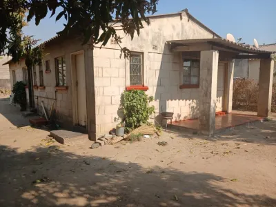4-Bedroom dining lounge kitchen, Council Cession Home in Katanga, Norton