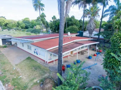 HATFIELD HOUSE FOR SALE | 800sqm | 4 Beds 3 BIC | Open Plan Lounge | Kitchen with Pantry | Full Title Deeds & Subdivision Permit