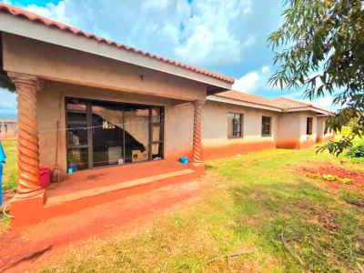 INCOMPLETE HOUSE FOR SALE | MT PLEASANT HEIGHTS | 2080sqm | 5 Beds 2 Bath | Developer Cession