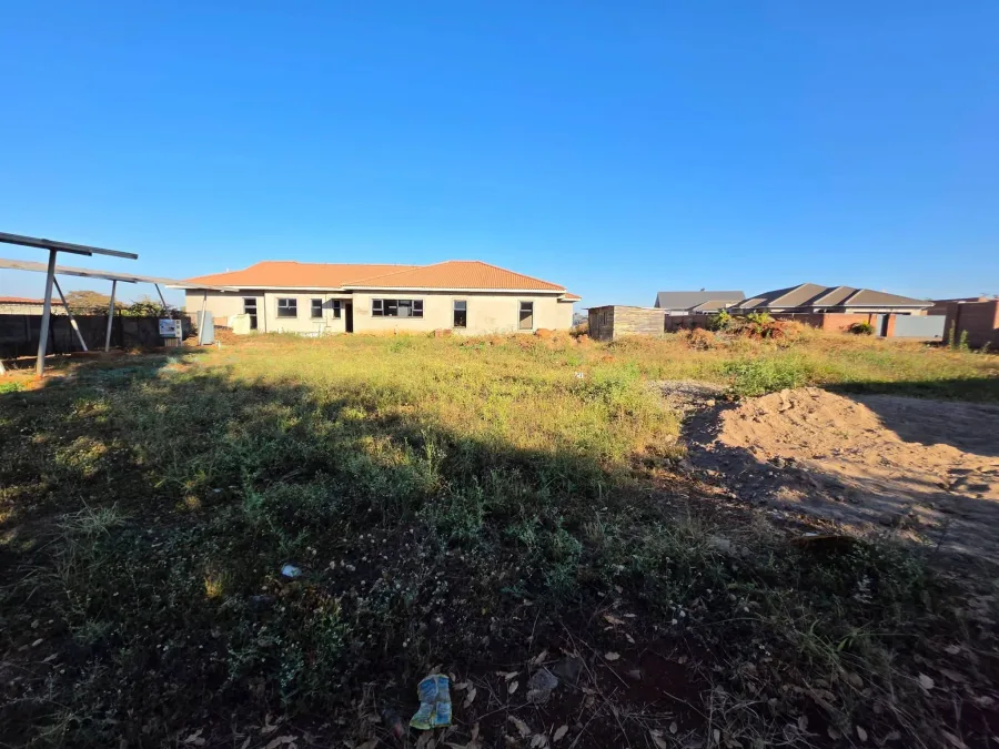 Westgate, Harare: 771 sqm Sectional Title Stand in Gated Community