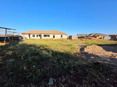 Westgate, Harare: 771 sqm Sectional Title Stand in Gated Community