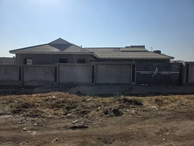 7-Roomed Unfinished House, Murisa Park, Seke