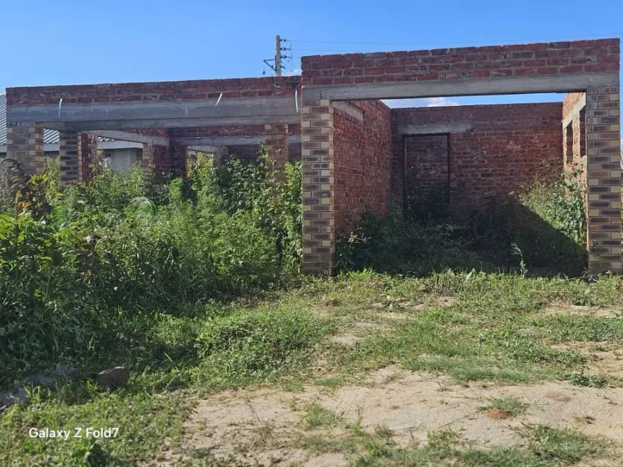 Unfinished House on 240 sqm Stand in Fidelity, Harare South