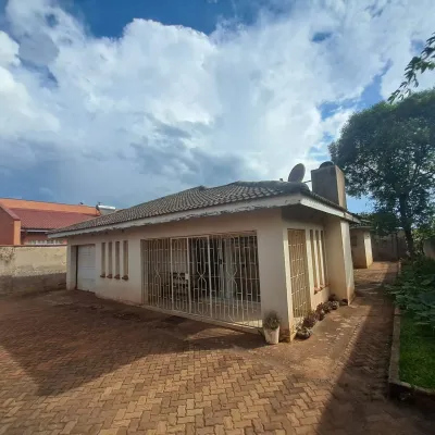 3-Bedroom House in Bloomingdale, Harare West