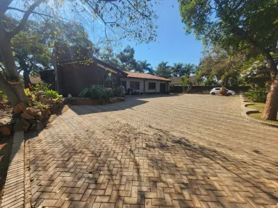 Upper Hillside Commercial Property, Glenara Road Frontage