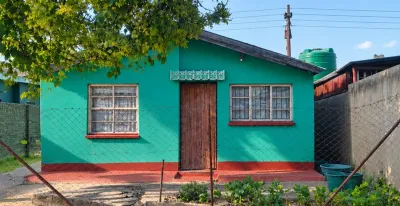 3-Bedroom House for Sale in Zengeza 1, Chitungwiza