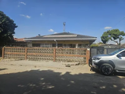 6 Bedroom House with Title Deeds in Highfield, Harare - USD 85,000