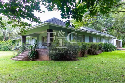 Five-bedroom family home in Greendale North, Harare