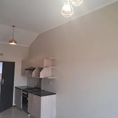 Modern 2-Bed Apartment in Aspindale Park, Harare South