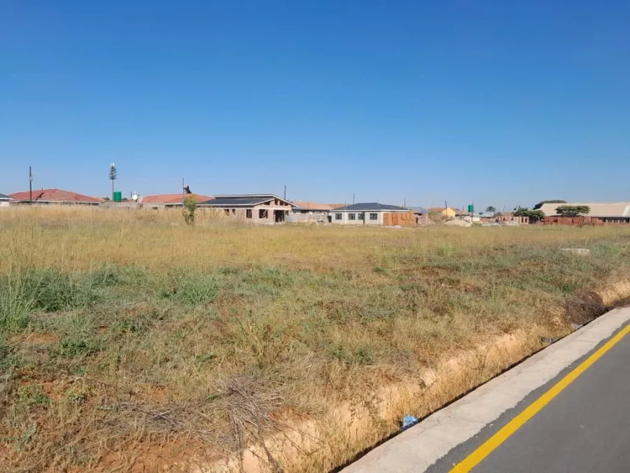 Springvale Park, Ruwa Development Stand For Sale | US$175,000 Negotiable With Compliance CertificatE