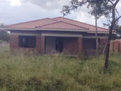 Solid Brick Modern Townhouse, Waterfalls Clusters – Ready for Deeds