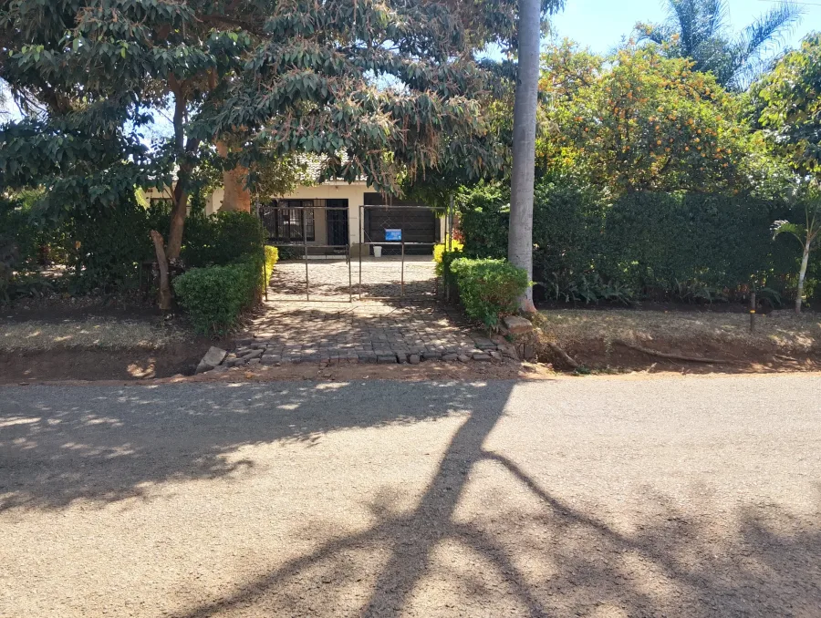 Three-bedroom house in Twinlakes, Norton