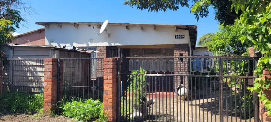 5-Bedroom House in Seke Unit K, Chitungwiza
