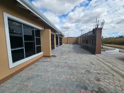 5-Bedroom House in Sandton Park, Harare West