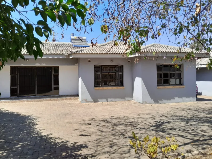 Modern 3-Bedroom House in Marlborough East, Harare West